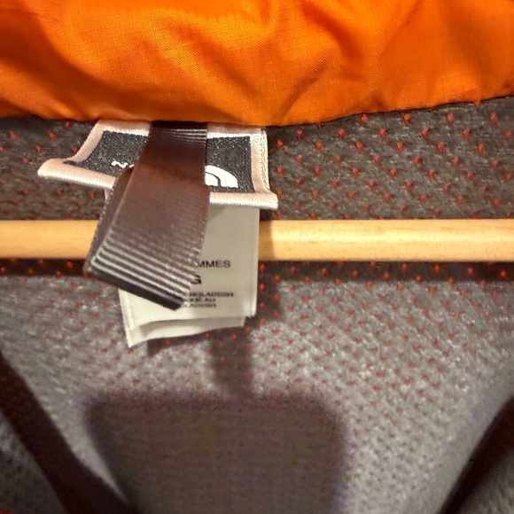 The North Face Men's Vibrant Orange and Charcoal Jacket - Picture 7 of 7